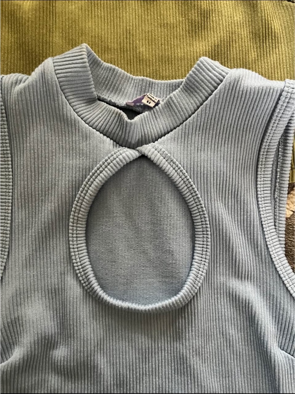 Ribbed Cutout Tank Top - Green and Light Blue - Picture 2 of 2